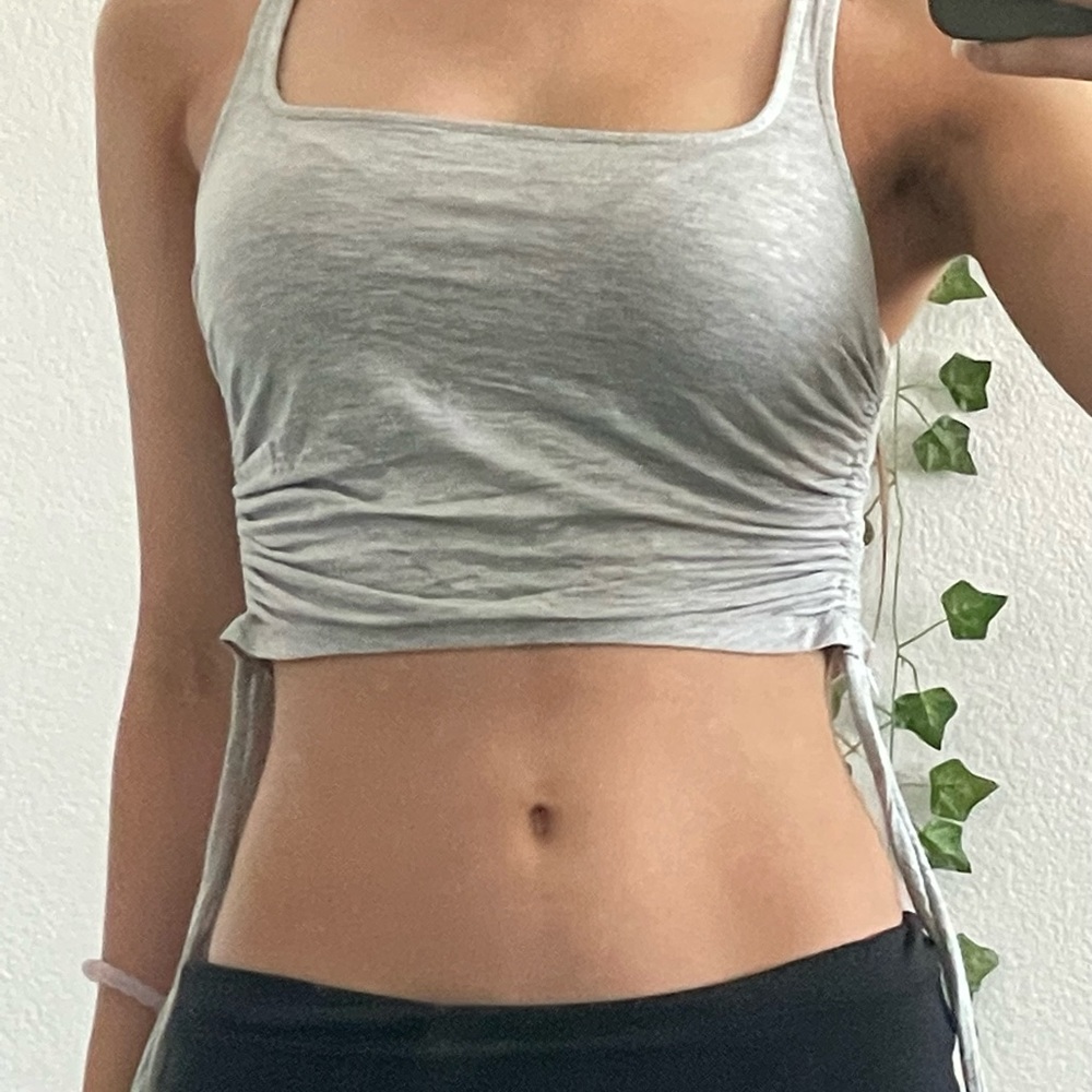 grey, crop top, adjustable on sides